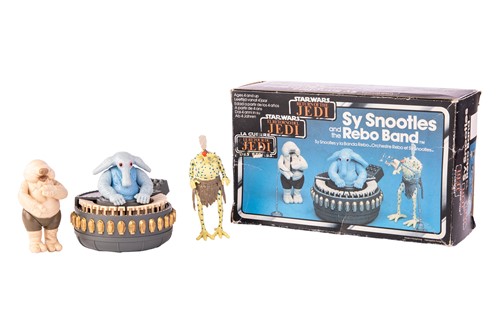 Lot 9 - Star Wars: an original vintage 1983 Palitoy...