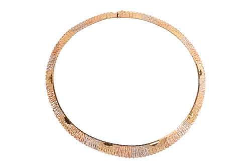 Lot 218 - A tri-coloured fringe necklace, comprising a...