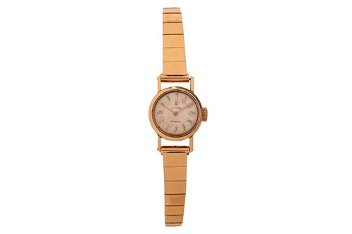 Lot 395 - CYMA An ‘18K’ Dress Watch Reference: 8-9475-07-...