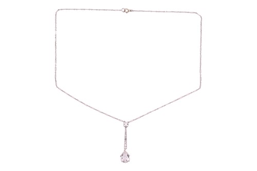 Lot 48 - A French Belle Époque old-cut diamond lavalier...