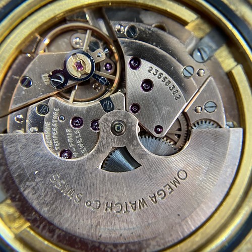 Lot 200 - Omega - An 18ct Yellow Gold Constellation...