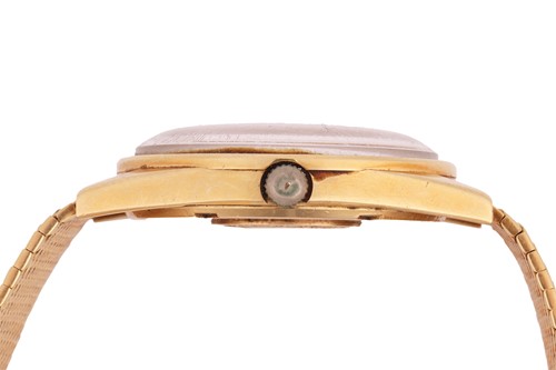 Lot 200 - Omega - An 18ct Yellow Gold Constellation...