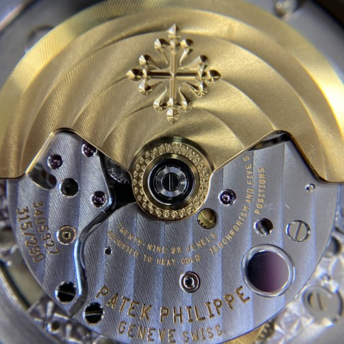 Lot 330 - Patek Philippe Gentleman’s Platinum Calatrava...