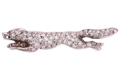Lot 41 - A diamond-set fox brooch, sculpted as a...