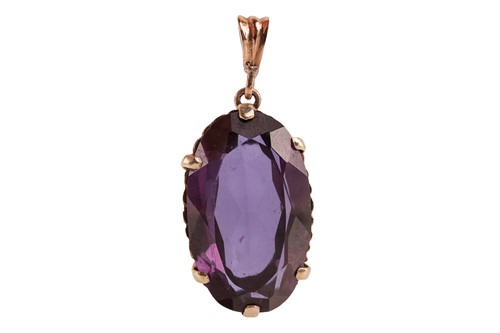 Lot 97 - A large synthetic colour change sapphire...