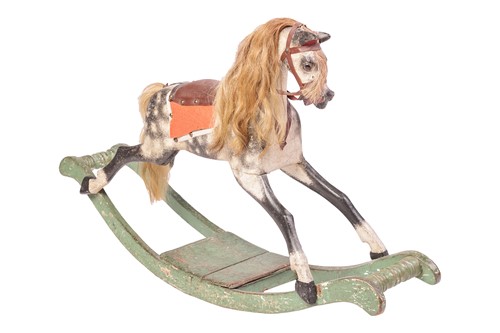 Lot 12 - An early 20th-century small child's wooden...