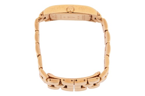 Lot 198 - Baume & Mercier – An 18ct Yellow Gold Hampton...