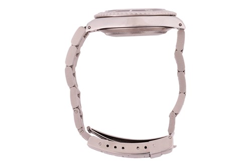 Lot 220 - Rolex – An Oyster Perpetual Submariner (300m)...