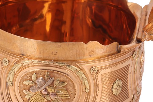 Lot 253 - A Louis XV vari-coloured snuff box, of oval...