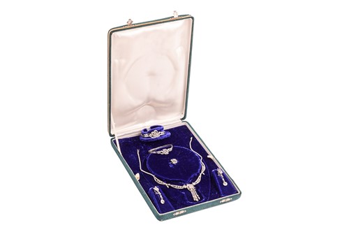 Lot 177 - A diamond-set foliate ensemble containing a...