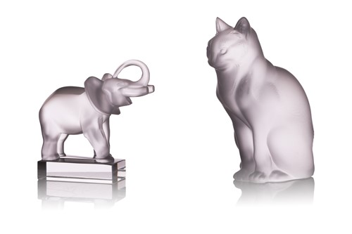 Lot 177 - A Lalique frosted glass sitting cat, 'Chat...