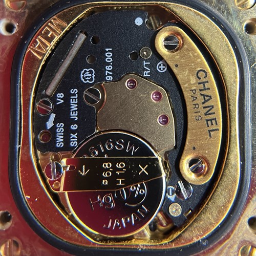 Lot 188 - Chanel – A Matelassé Wristwatch Serial:...