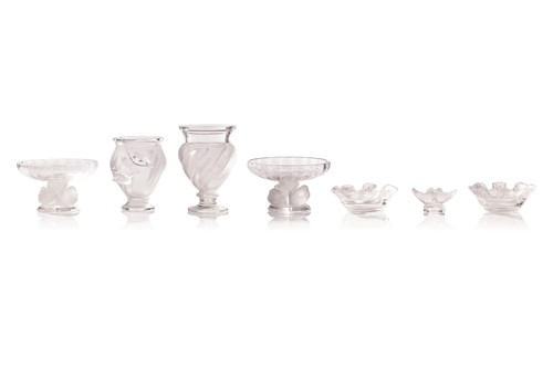 Lot 158 - A small group of contemporary Lalique crystal...
