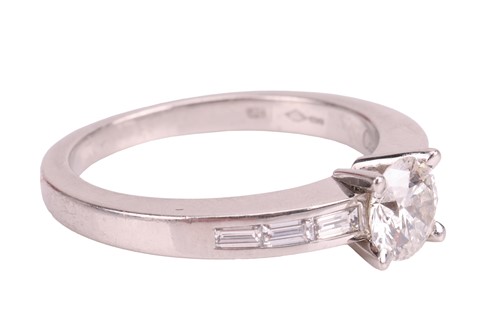 Lot 87 - Cartier - A diamond solitaire ring, set with a...