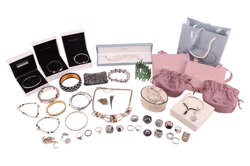 Lot 80 - A large collection of silver and costume...