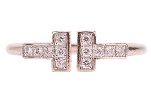 Lot 242 - Tiffany & Co. - A T Wire diamond-set ring, the...