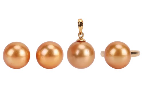Lot 183 - A pair of golden South Sea cultured pearl...