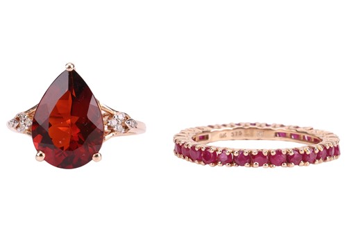 Lot 136 - Two gem-set rings, comprising a pear-cut...