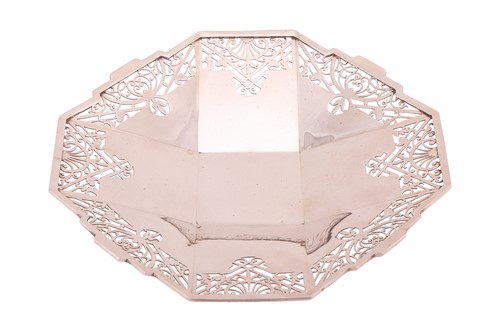 Lot 383 - An Art Deco silver fruit bowl by Cooper...