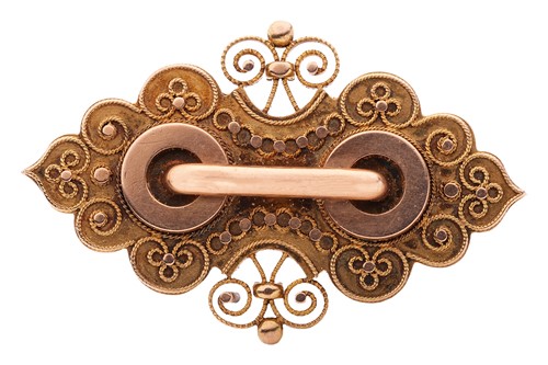 Lot 16 - A Victorian Etruscan Revival plaque brooch,...