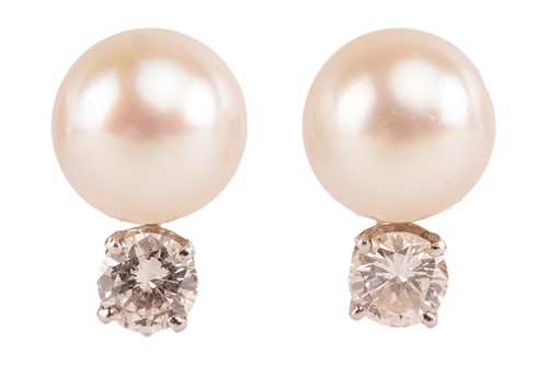 Lot 25 - A group of three pairs of cultured pearl...