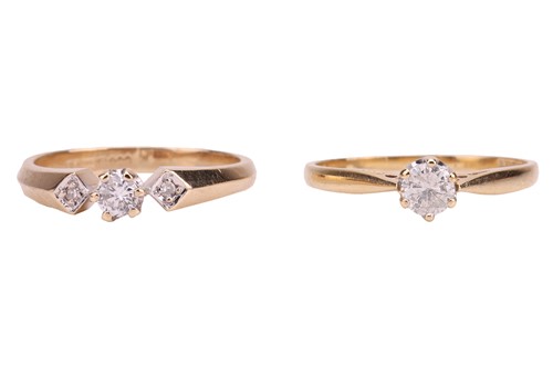 Lot 134 - A pair of diamond-set rings, 1st) the six claw-...