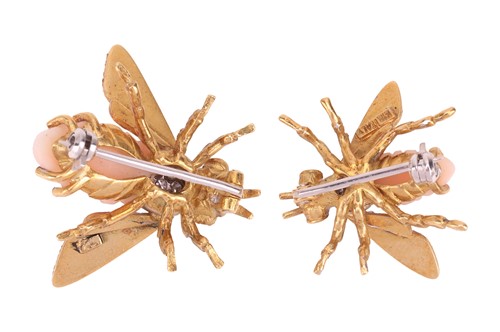 Lot 102 - Two gem-set bee brooches; both of conforming...