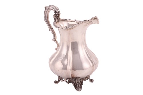 Lot 398 - A William IV silver cream jug, by Edward...