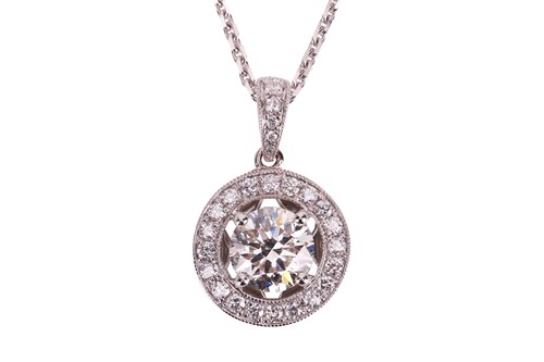 Lot 300 - An 18ct white gold diamond-set pendant on...