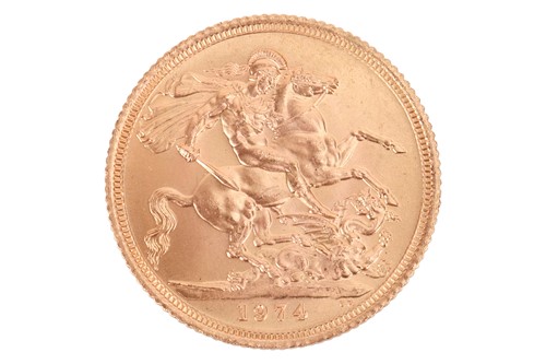 Lot 237 - A 1974 full Sovereign, Elizabeth II, dated...