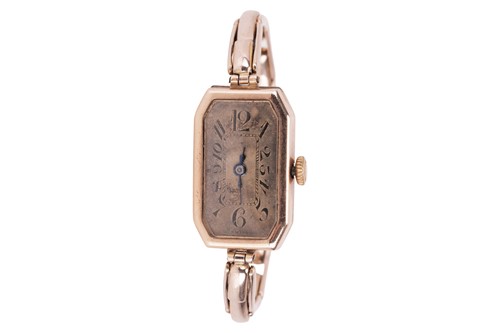Lot 167 - 9ct Gold Dress Watch Reference: 51593 Bezel:...