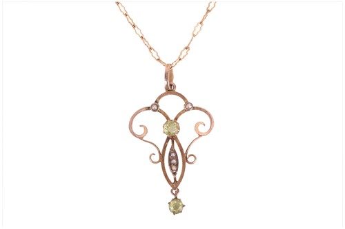 Lot 120 - An Edwardian gem-set scroll pendant on chain,...