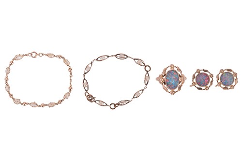 Lot 156 - A collection of gem-set jewellery, to include:...