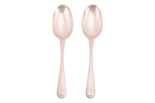 Lot 284 - A pair of Queen Anne silver rat tail spoons,...