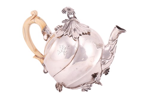 Lot 326 - An Eighteenth century bachelor’s teapot,...