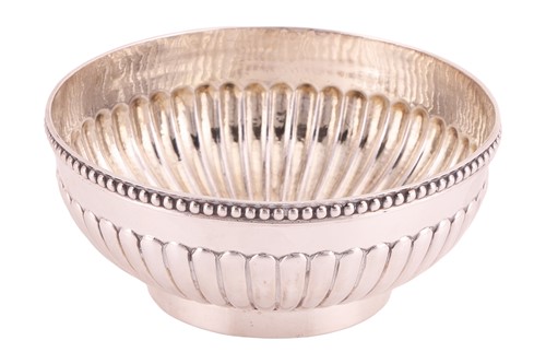 Lot 336 - A George III silver bowl, by Thomas & Joseph...