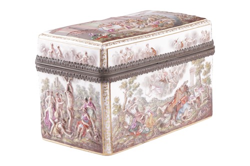 Lot 38 - A Meissen Jewellery Casket circa 1900,...