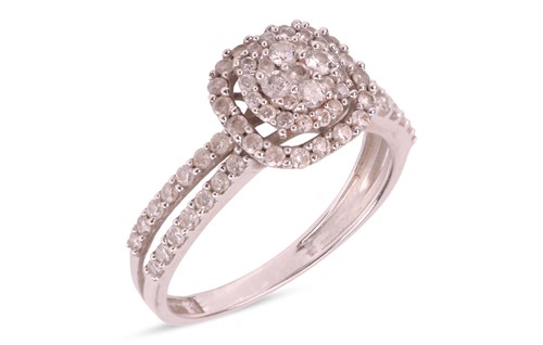 Lot 141 - A diamond cluster ring, of tiered design, claw-...