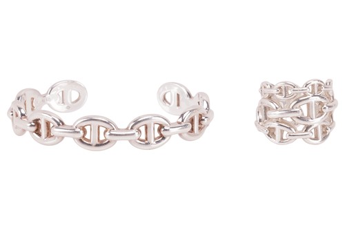 Lot 106 - Hermès - A bangle and a ring, both of Chaine d'...