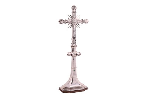 Lot 276 - Omar Ramsden. A large silver altar cross,...