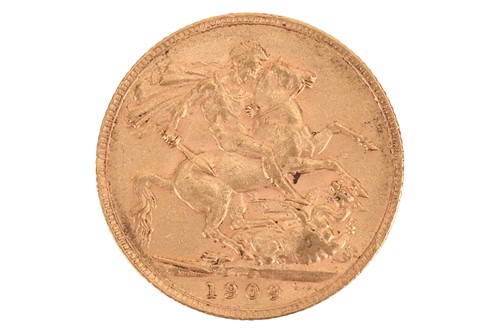 Lot 204 - A 1909 Edward VII full sovereign, 8.0 grams.