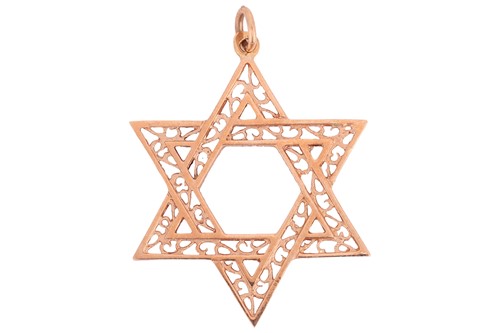 Lot 123 - A Star of David pendant, featuring filigree...