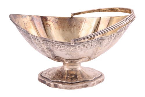 Lot 330 - A George III silver sugar basket, by Abraham...