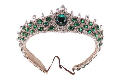 Lot 64 - A fine early 20th century paste set tiara on a...