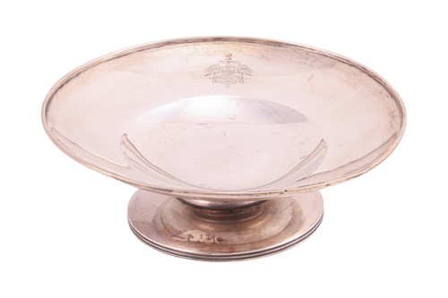 Lot 260 - An Indian Colonial presentation tazza, of a...