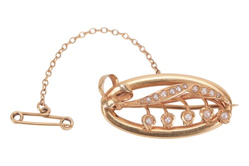 Lot 22 - An Edwardian lily of the valley brooch, the...