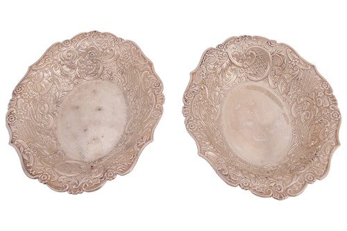 Lot 264 - A pair of silver bowls, London 1956, by A...