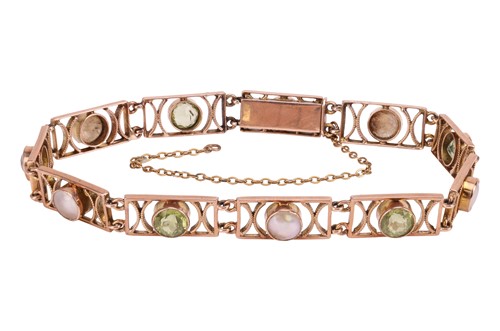 Lot 66 - Murrle Bennett & Co. - A fancy link bracelet...