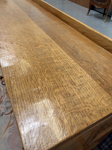 Lot 6 - Workshop of Robert 'Mouseman' Thompson...