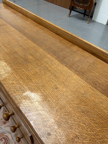 Lot 6 - Workshop of Robert 'Mouseman' Thompson...